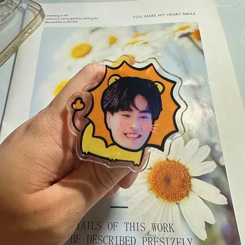 الدراما التايلاندية رئيسي مدرسي الجوزاء الرابع G4 GeminiFourth العالمي الهاتف تمتد قوس الكرتون البنصر حامل المقبس