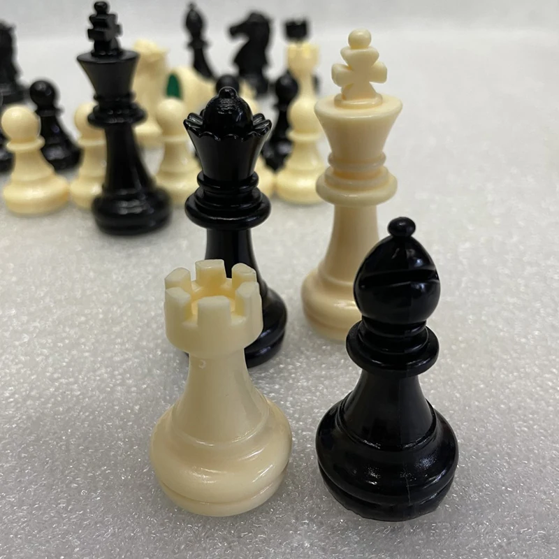 Plastic Chess Pieces Are Available In A Variety Of Sizes King Height 75mm About 220g New PS Material