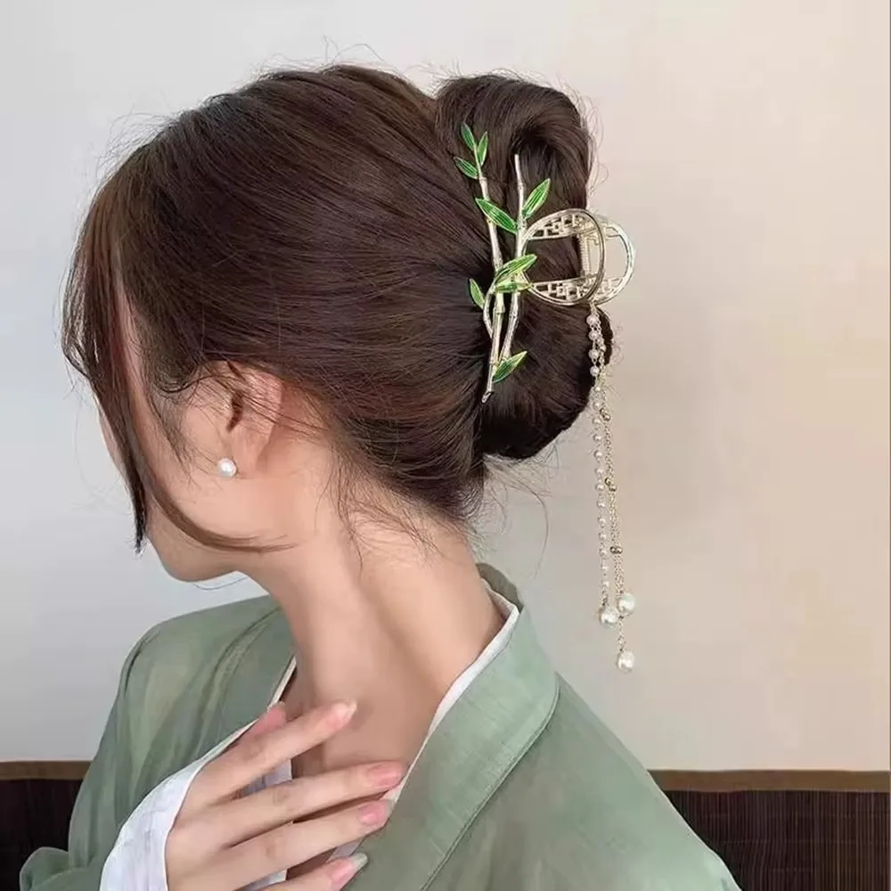 Gold Tone Alloy Bamboo Inspired Claw Clip Enamel Green Leaves Simulated Pearls Tassel Chain Hair Accessory