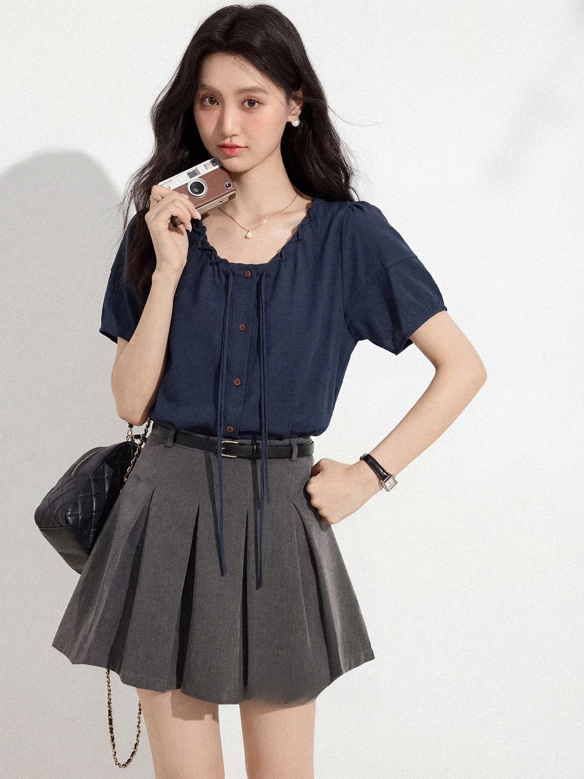 

Loose Women's Short Sleeve Shirt Zhaang Qingshui Summer 2026 New Style Unique Blue Tie Dyeage Reducing Top Pure Color round N...