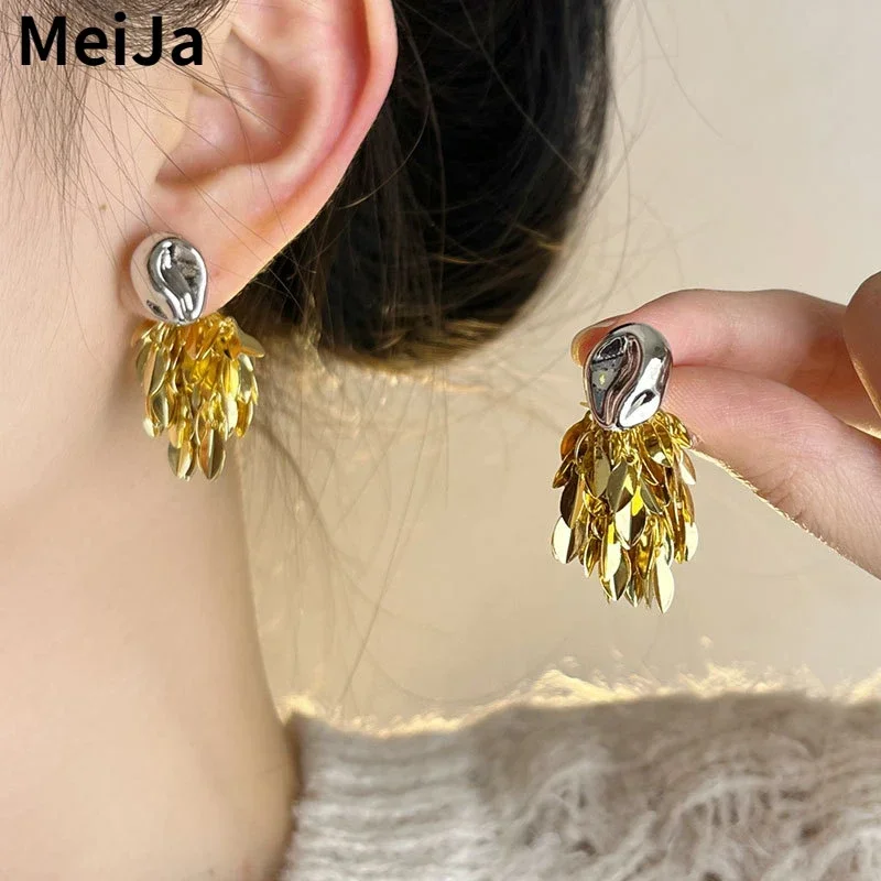 

Fashion Jewelry Elegant Temperament Metal Tassel Earrings For Women 2024 Trend New Simply Design Ear Accessories Hot Selling