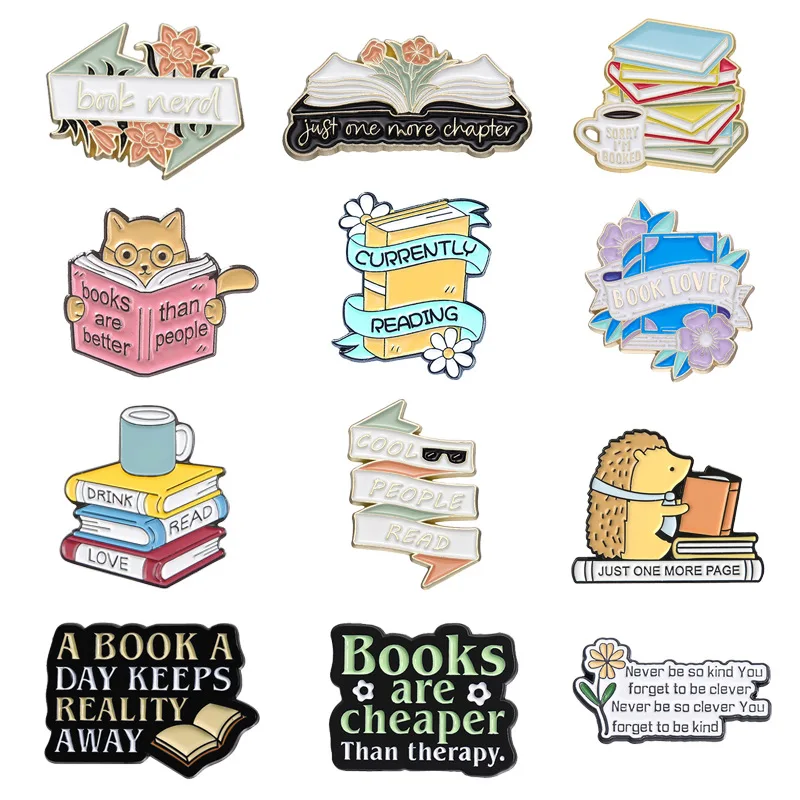 English Brooch Cartoon Magic Book Kitten Metal Badge Small Accessories Wholesale Decorative Brooches Cap Pins for Clothes Lapel