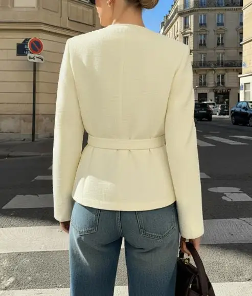 

Осенний однотонный пояс с металлическими пуговицами, затягивающимся талией и приталенным кроем, женская модная маленькая куртка в ароматном стиле