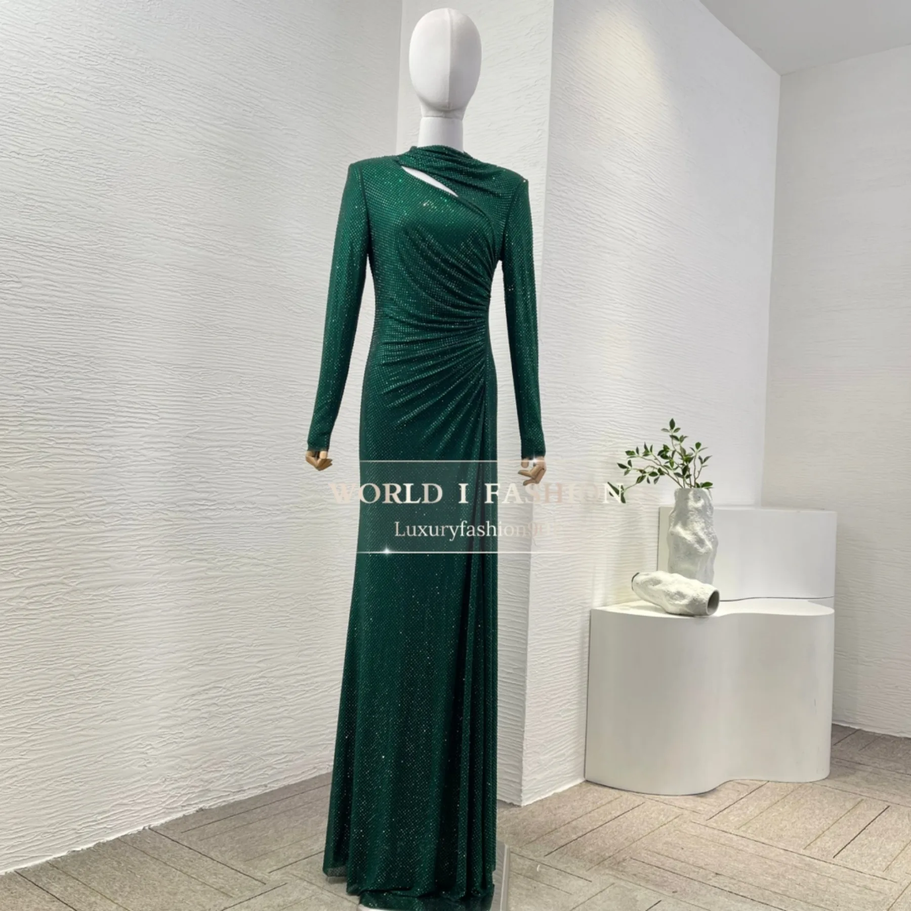 

Top Quality Black Long Sleeve Diamonds Pressed Maxi Dress