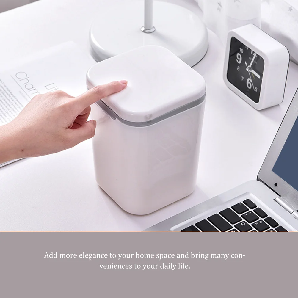 

2Pcs Mini Garbage Can Desktop Trash Bin Small Rubbish Bin with Lid for Bedroom Office Convenience Cartoon Shaped Wastebasket