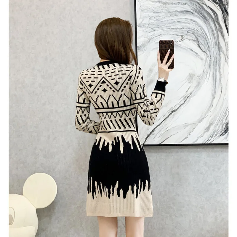 Autumn and Winter Women\'s Long Sleeved Dress High Quality Fashion Casual Commuter Knitted Dresses