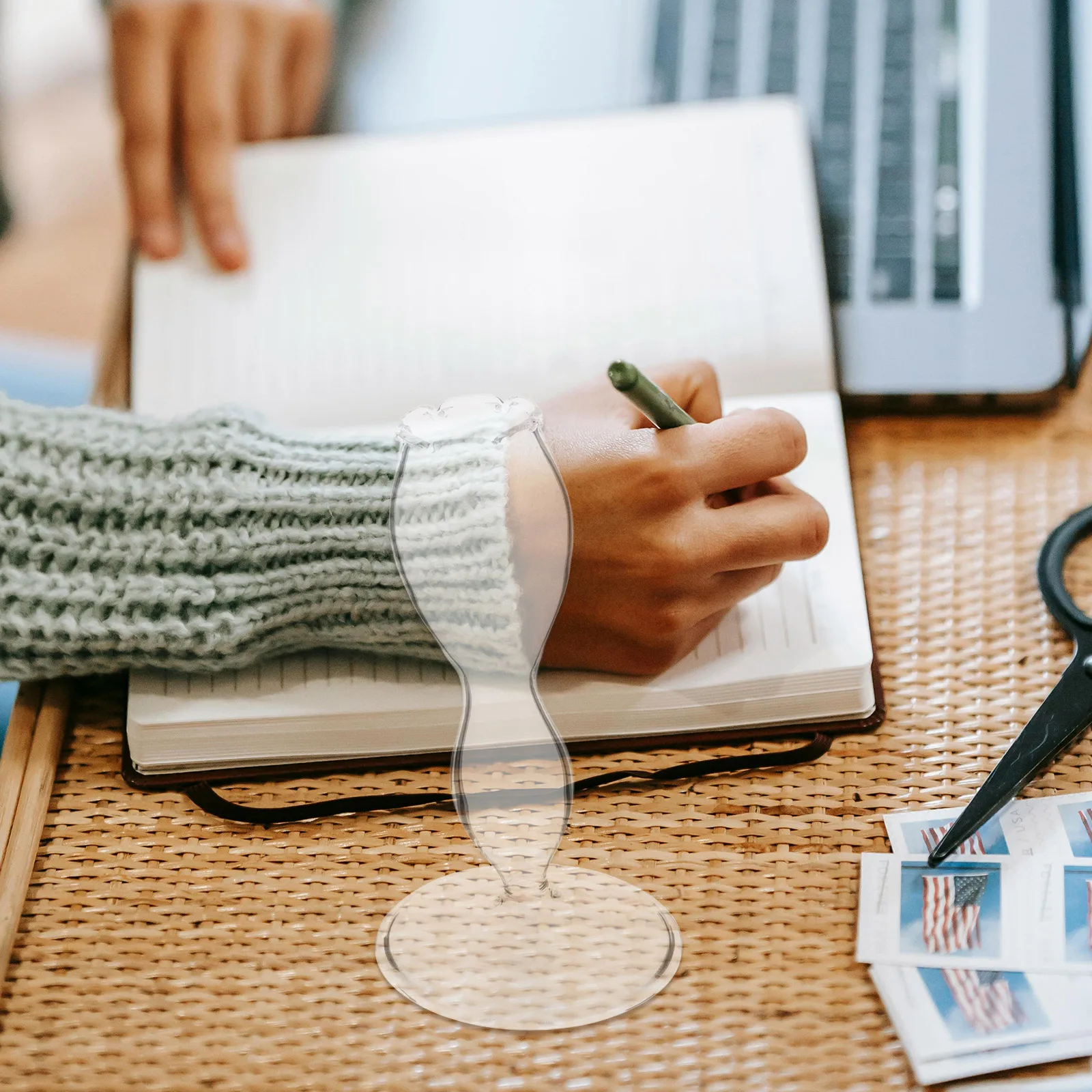 

Unique Glass Pen Holder Simple Style Elegant Desk Decor for Storing Dip Pens Efficiently Dip Pen Glass Holder Study Accessory