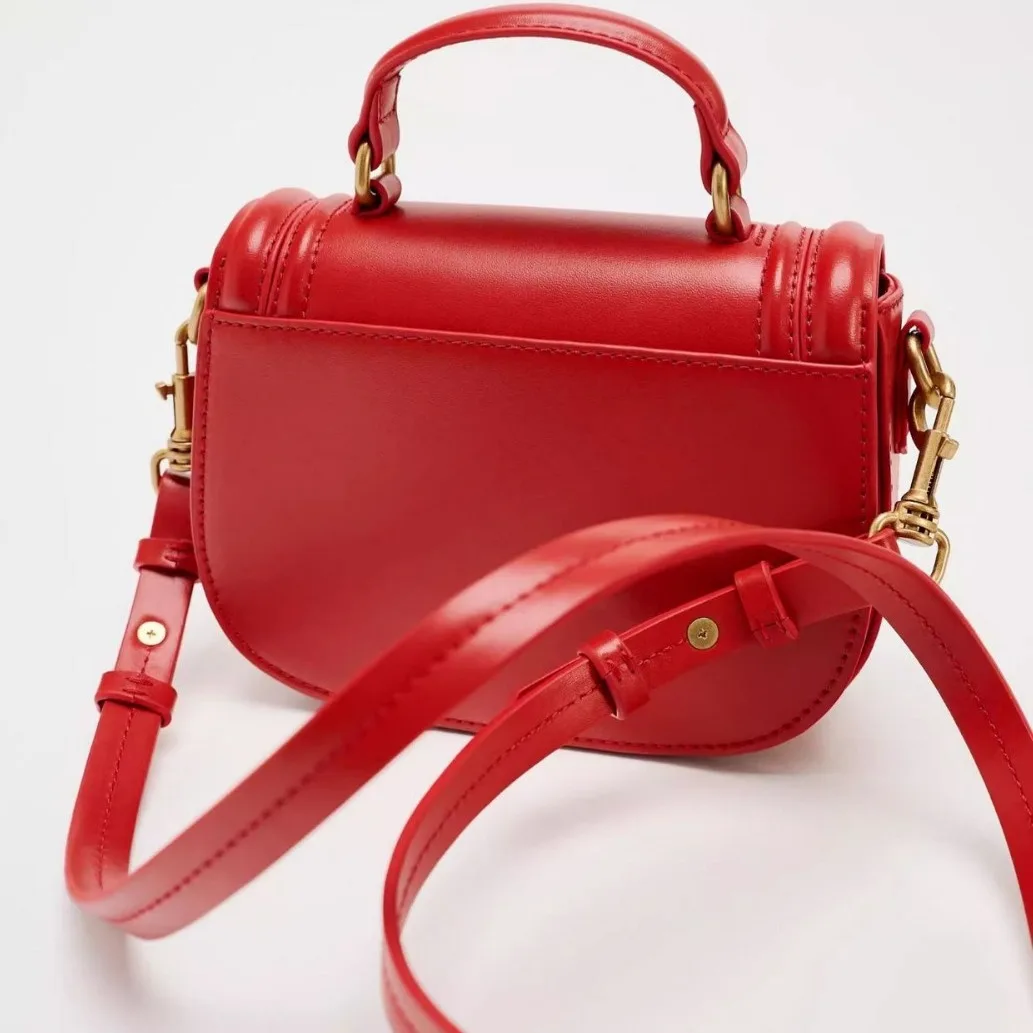 2025年 ミニサドルバッグ レディース、フラップ付き小型クロスボディバッグ、ファッショナブルなショルダー＆ハンドバッグ、トレンドアクセサリー