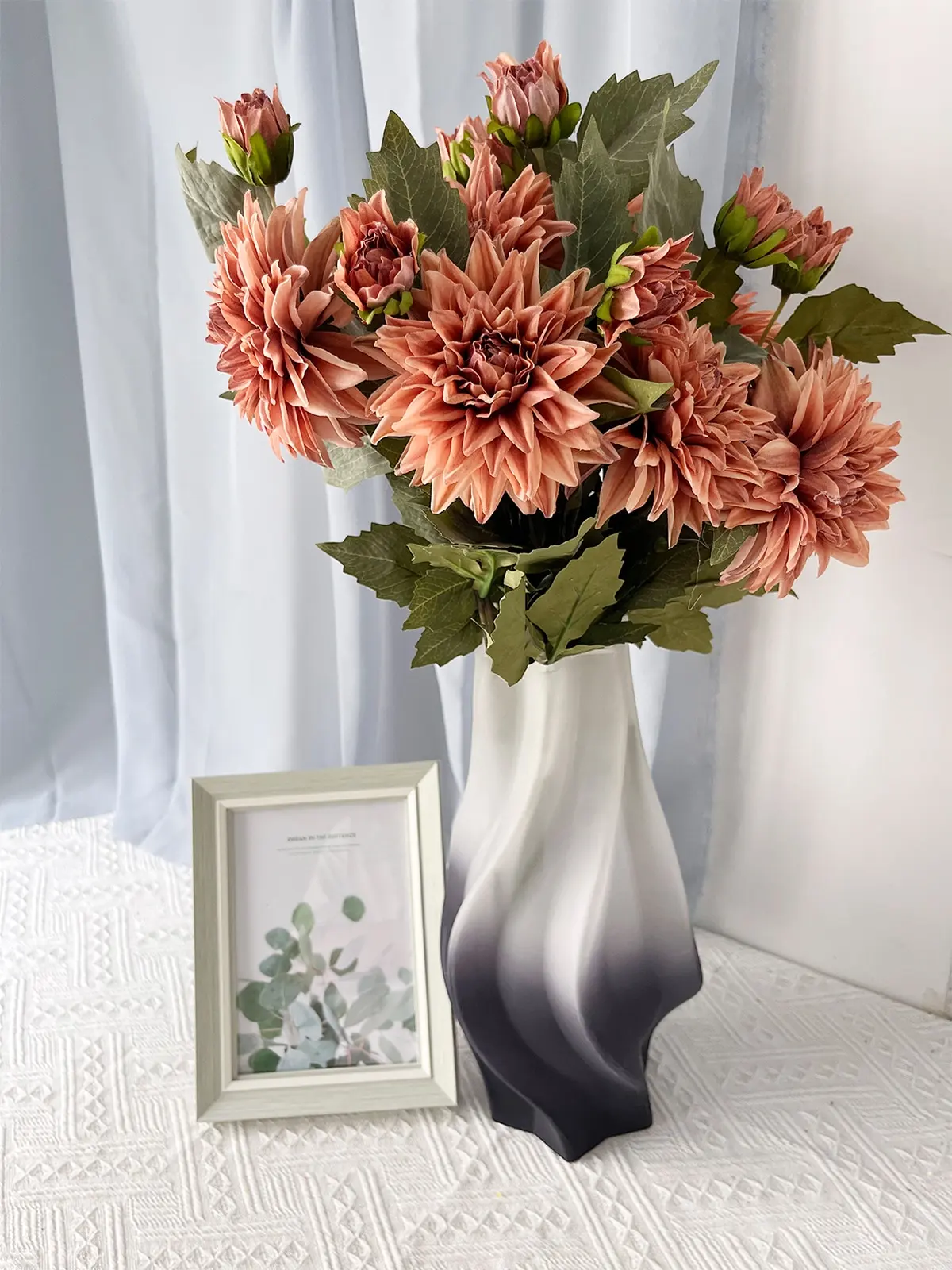 

5Pcs Artificial Dahlia Branch 2 Heads/Bundle Silk Flores Simulation Dahlia Flowers For Home Desk Flowerpot Wedding Decor Flowers