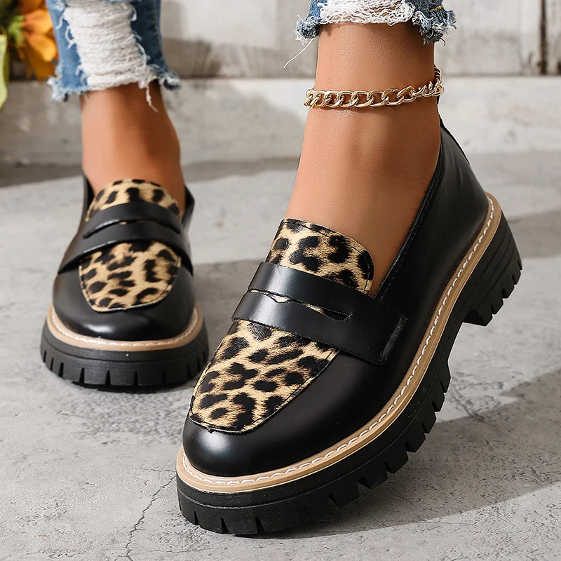

Women Loafers Fashion Leopard Print Design Women Casual Shoes Lightweight Pu Leather Shoes Classic Black Slip on Office Loafers