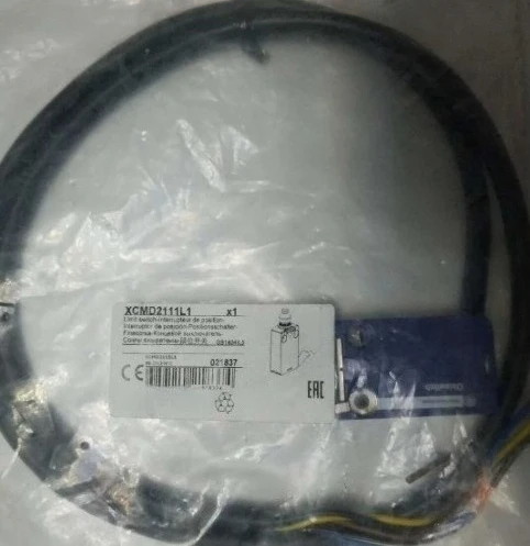

Brand New Original XCMD2111L1 Limit switch ZCMD21+ZCE11 Fast delivery