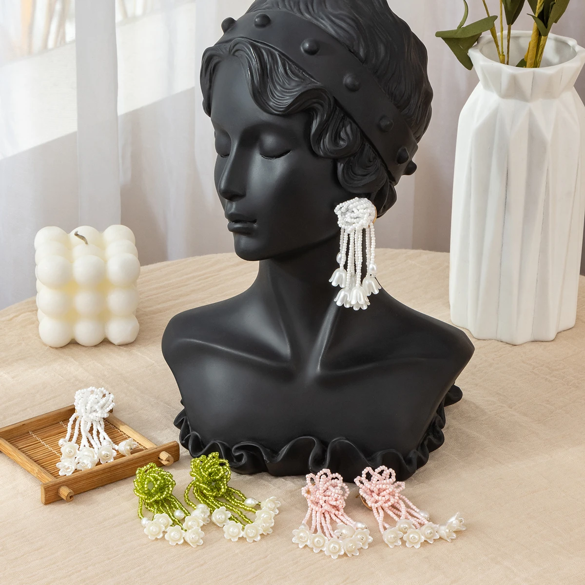 brincos-artesanais-com-micangas-formato-de-flor-para-mulheres-acessorios-de-moda
