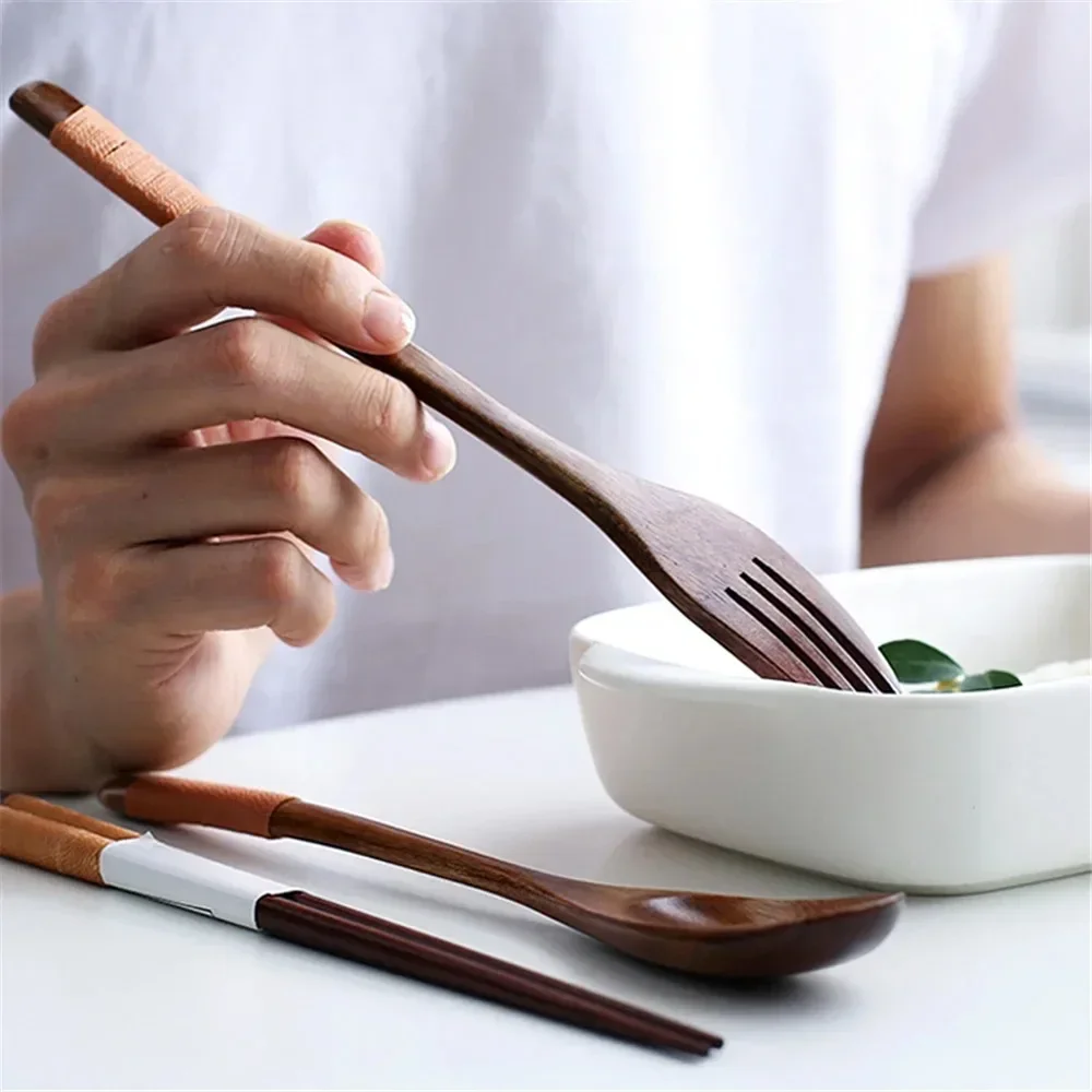 3pcs Wooden Cutlery Set Complete Tableware Chinese Chopsticks Spoon Fork Durable Stylish Washable for Home Restaurant Wedding