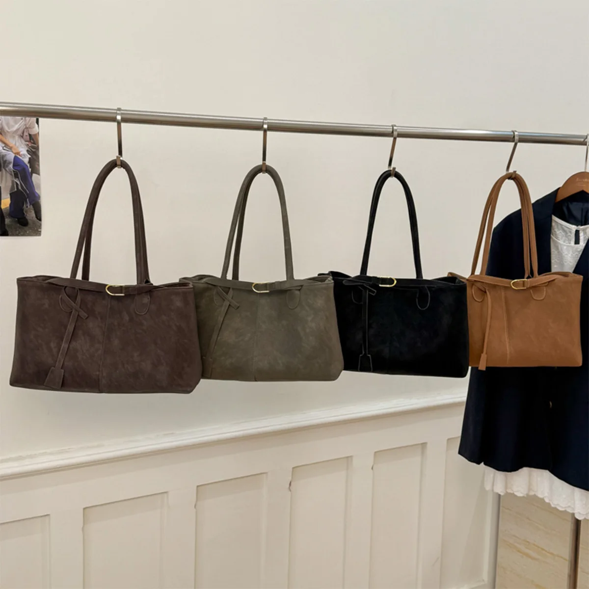 

Women's Vintage Suede Tote Bag Belt Detail Lightweight Large Capacity Magnetic Snap PU Shoulder Bag for Daily Commute Shopping