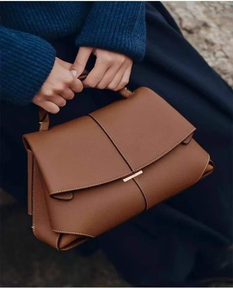 

2025 new high-quality women's handbag, luxurious texture, pleated leather handbag, women's shoulder bag, slanted body