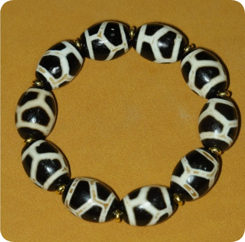 Tibetan black and white turtle shell longevity dzi bracelet Natural agate