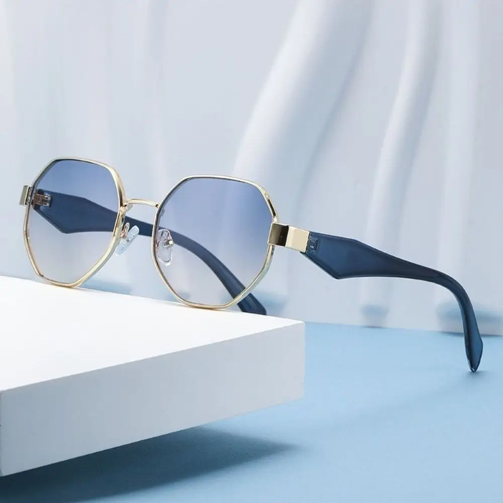 

Fashion UV400 Polygonal Sunglasses Classic Gradient Color Women Sunglasses PC Shades Eyewear Anti-UV Glasses Women/Men