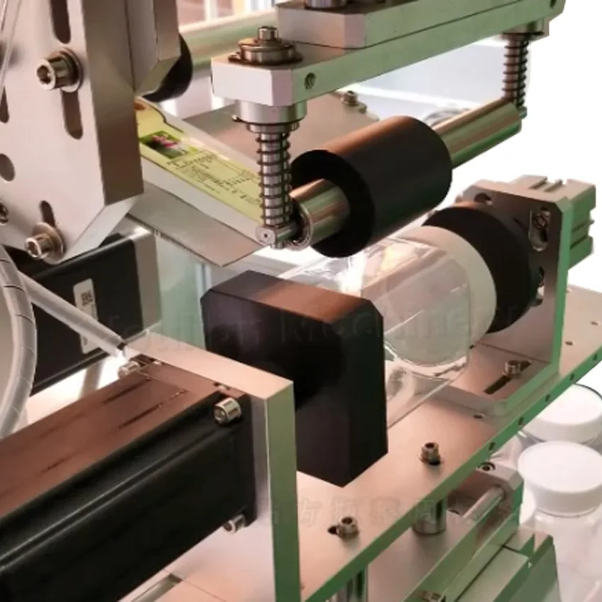 Mesin Pelabelan Bergulir Pneumatik Mesin Pelabelan Botol Datar Oval Semi-otomatis FK616