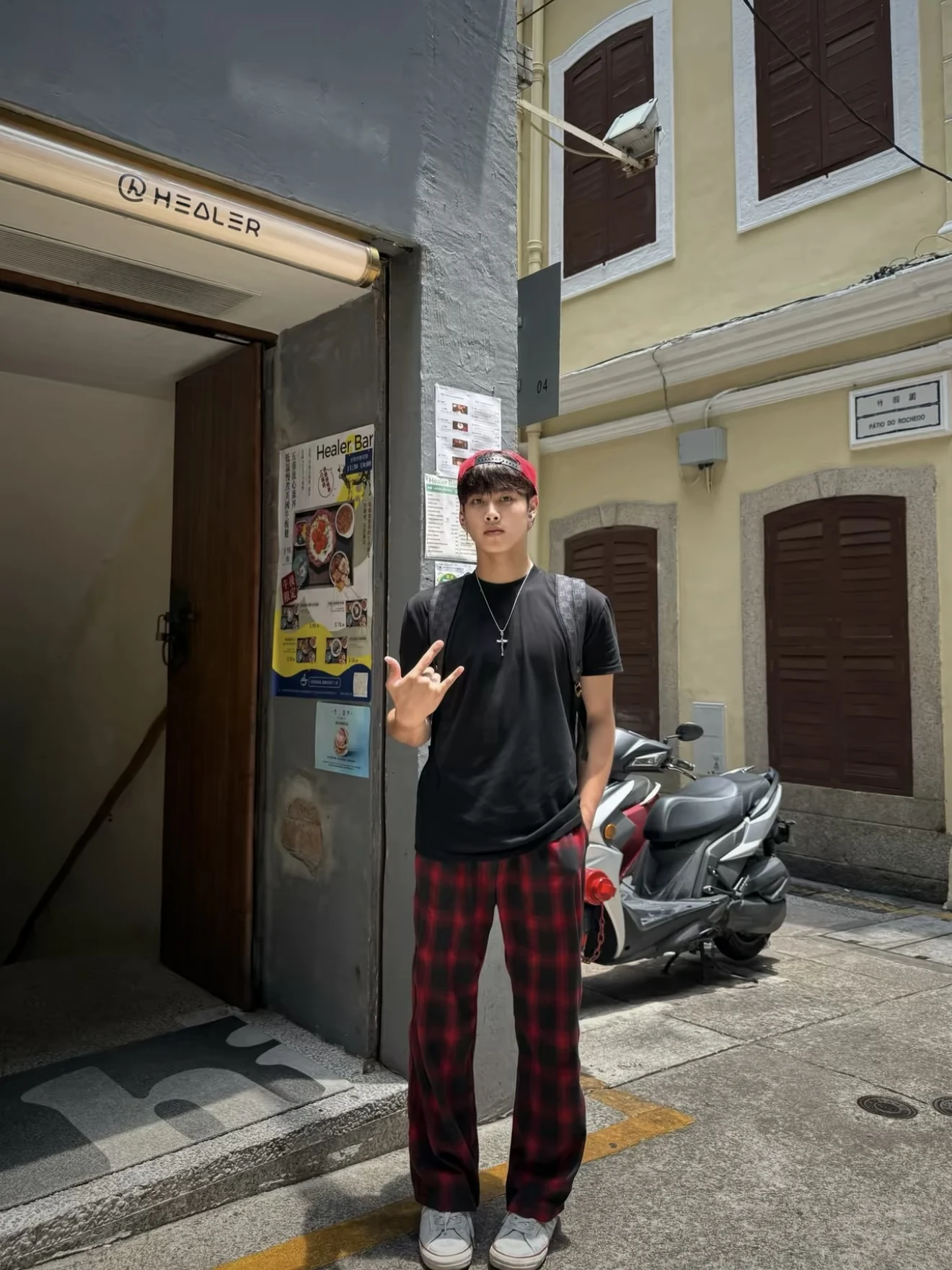 American Retro Red Color Block Plaid Elastic Waist Straight Leg Pants Unisex Casual Loose Drawstring Wide Leg Long Trousers