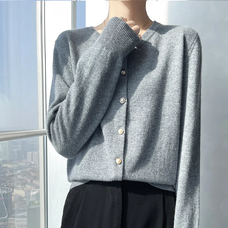 

New spring and autumn pure wool cashmere shirt women's loose lean wool pearl buckle knitted cardigan coat