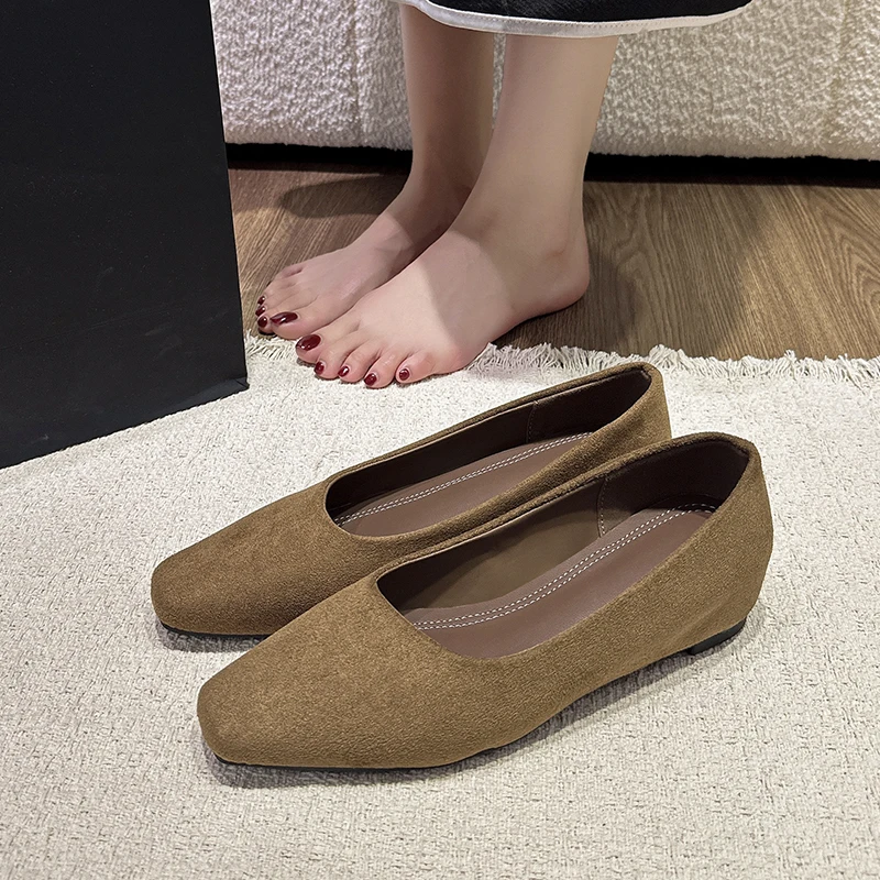Women's 2026 Autumn New Versatile Heightened Flat French Retro Slip-on Shoes