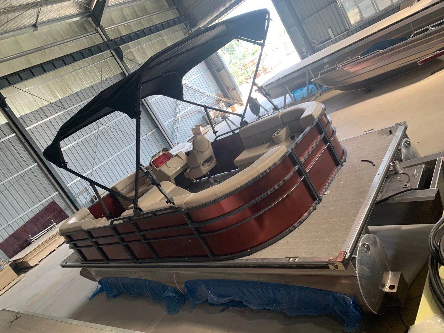 21ft/6.4m Aluminum Pontoon Boat for sale