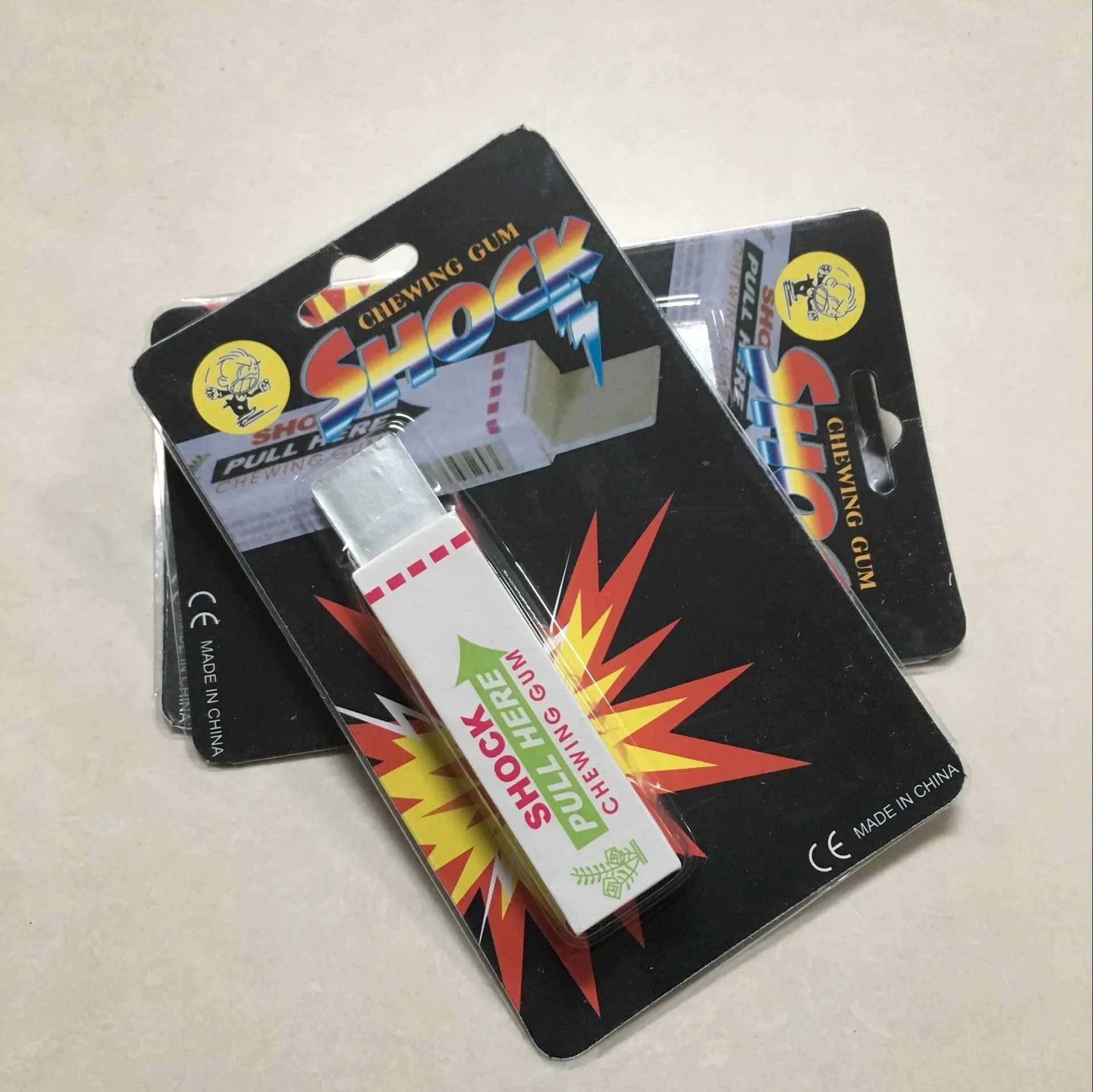 Electric Shock Joke Chewing Gum Pull Head Shocking Toy Gift Gadget Prank Trick Gag Funny