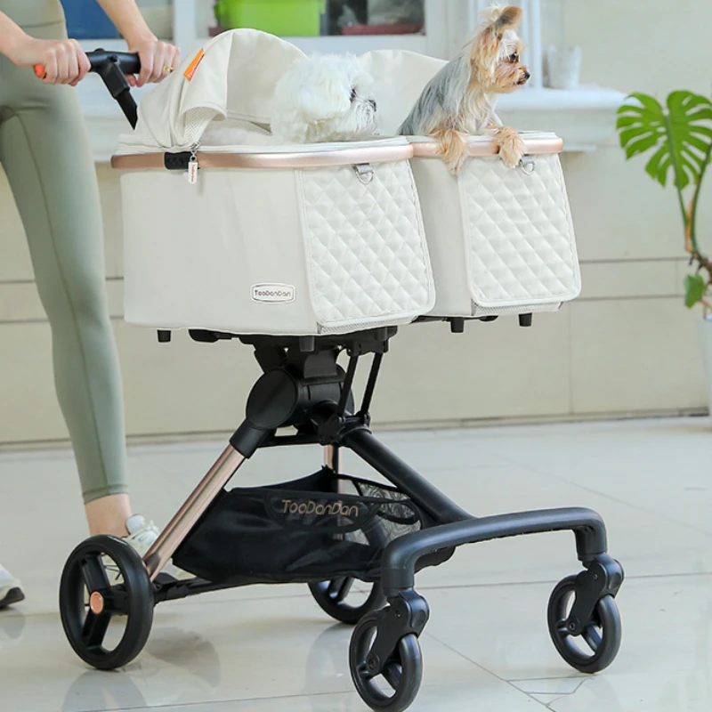 Leuke Opvouwbare Kat Wandelwagen voor 2 Katten 4 Wielen Outdoor Dual Kat Wandelwagen Tas Afneembare Hond Trolley Carrier Luxe Huisdier producten