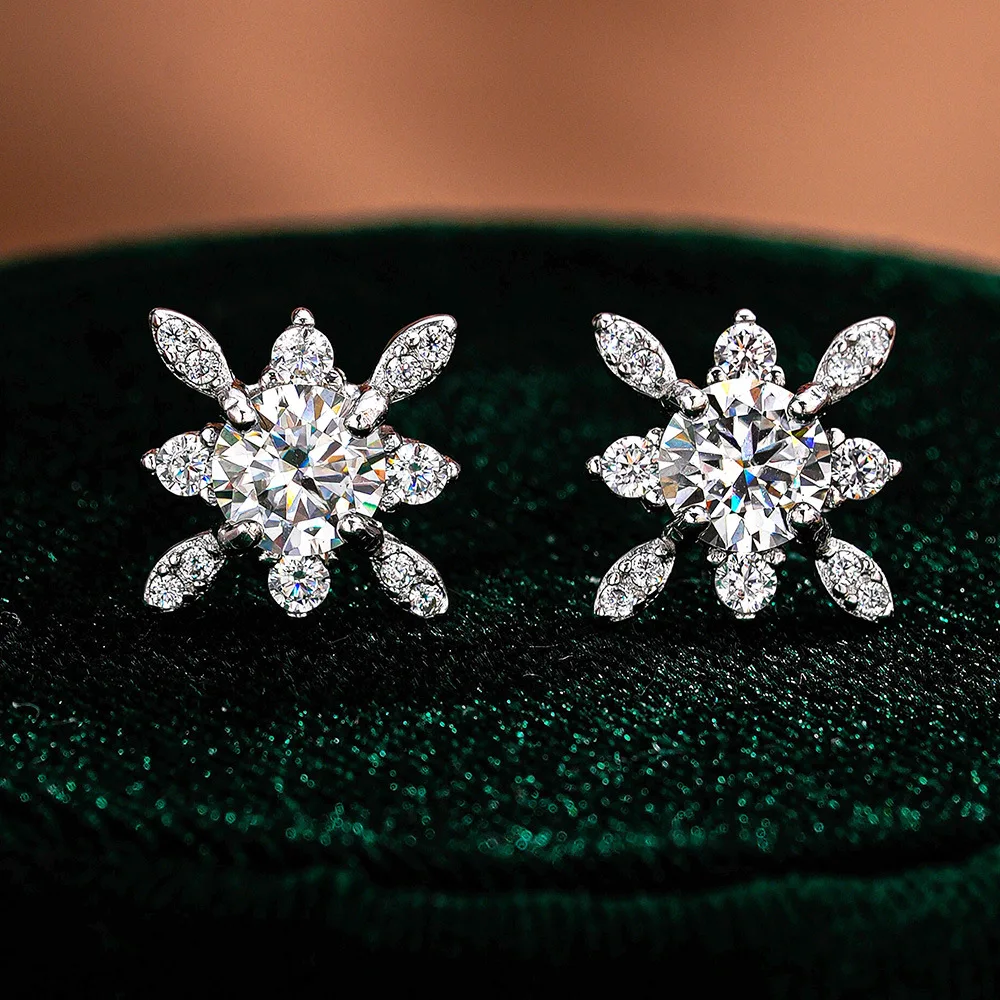 

Mosang Diamond Earrings 18K Gold Starlight Queen Mosang Earrings Fashion Classic Platinum PT950 Diamond Accessories Jewelry