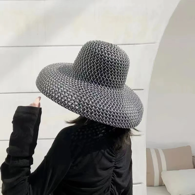 classics Retro Round Top Big Straw Hat Ladies Sun Hats Travel Holiday Visor Hats Vintage Women Beach Hat White And Black