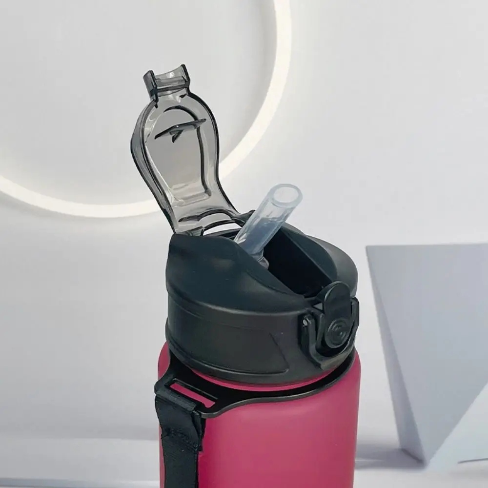 Straw Sports Straw Water Bottle Large Capacity PC Leak Proof Colorful Plastic Cup Portabl 750ml Large Capacity Sports Kettle