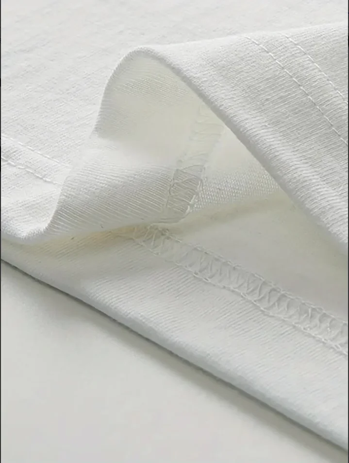 패션 여름 반팔 캐주얼 티셔츠 '파도를 바라보며 고래 꼬리와 레터링 프린트 티셔츠'