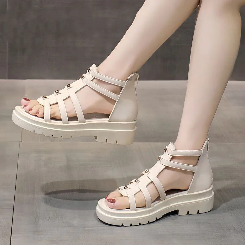 

Korean fashion summer new casual thick soled sponge cake fashion Roman open toed sandals for women
