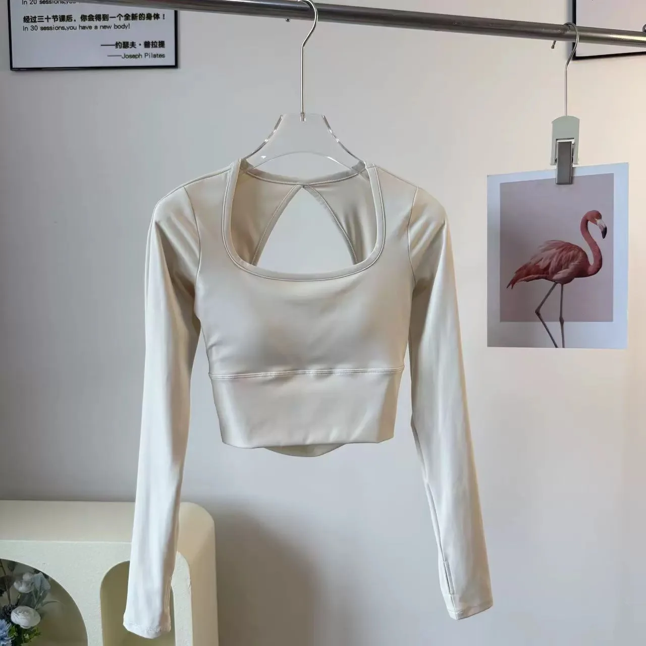 Langarm-Sporttop für Damen mit Brustpolstern, Yoga-Bekleidung, Fitnesskleidung für Pilates-Training, Laufbekleidung – Detail 17