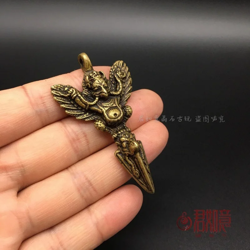 

Great Peng Bird Hidden Secret Pendant Nepalese Brass Kingfisher Vajra Practice Artifact Antique Bronze Sculpture