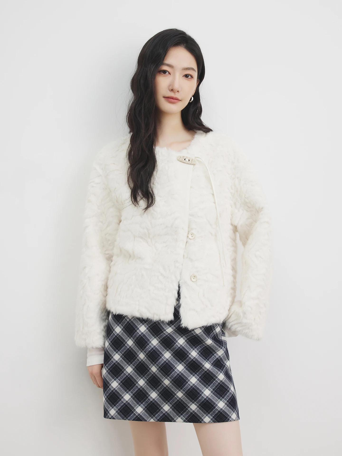 

Annata White Button round Ne ort Fur Coat Women's Sle Traditional Chinese Design Warm Polyester Fiber Long Sve Coat