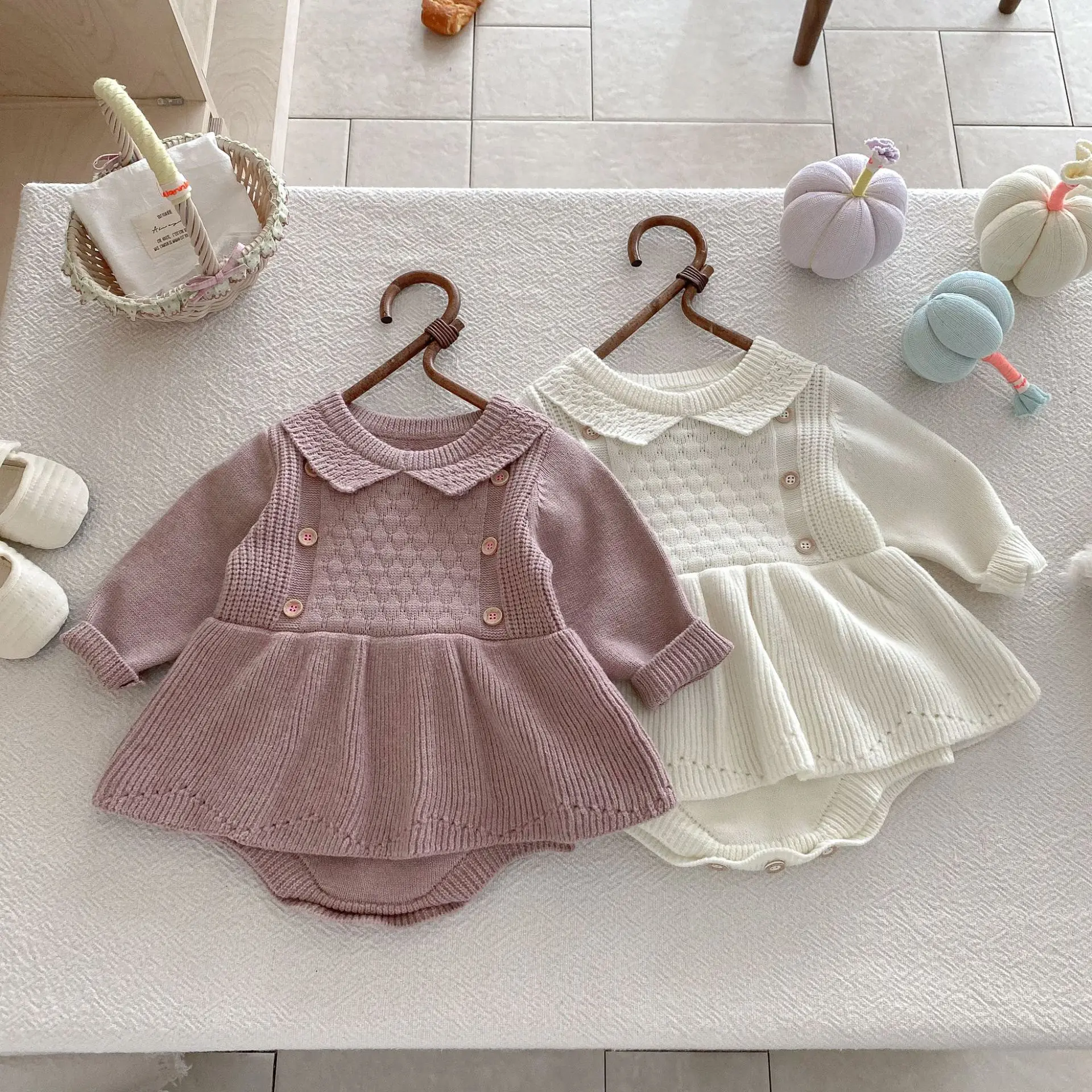 

Одежда для маленьких девочек 0-3 лет, вязаные боди с воротником Питера Пэна и рюшами, трикотаж для маленьких девочек, свитер для малышей, цельный