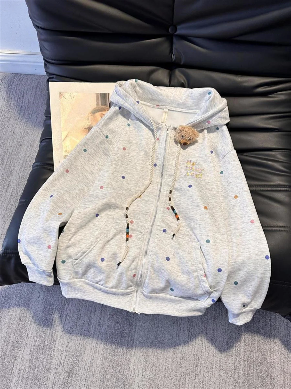 الدب الصغير اللون نقطة مقنعين الربيع والخريف الرجعية بلون زمم بلوزات المتضخم Harajuku طويلة الأكمام مقنعين