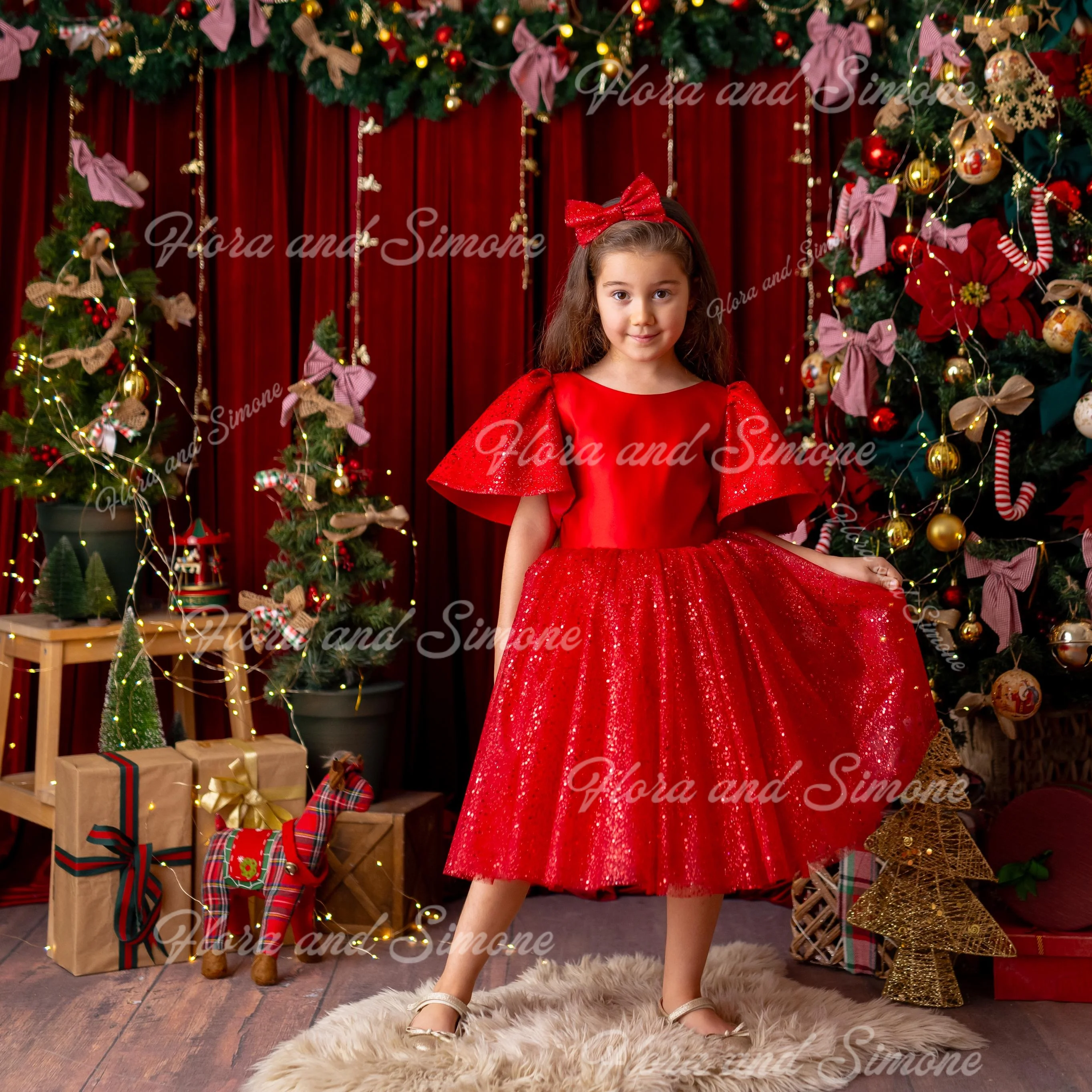 

Custom Red Sequins Tulle Puffy Knee Length With Bow Flower Girl Dress For Wedding First Communion Ball GownKids Birthday Party