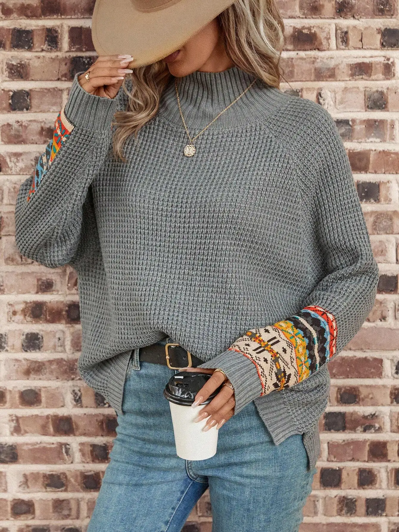 

Geo Pattern High Neck Raglan Sleeve Sweater for Fall Winter, Cozy Knit Pullover with Colorful Cuff Design