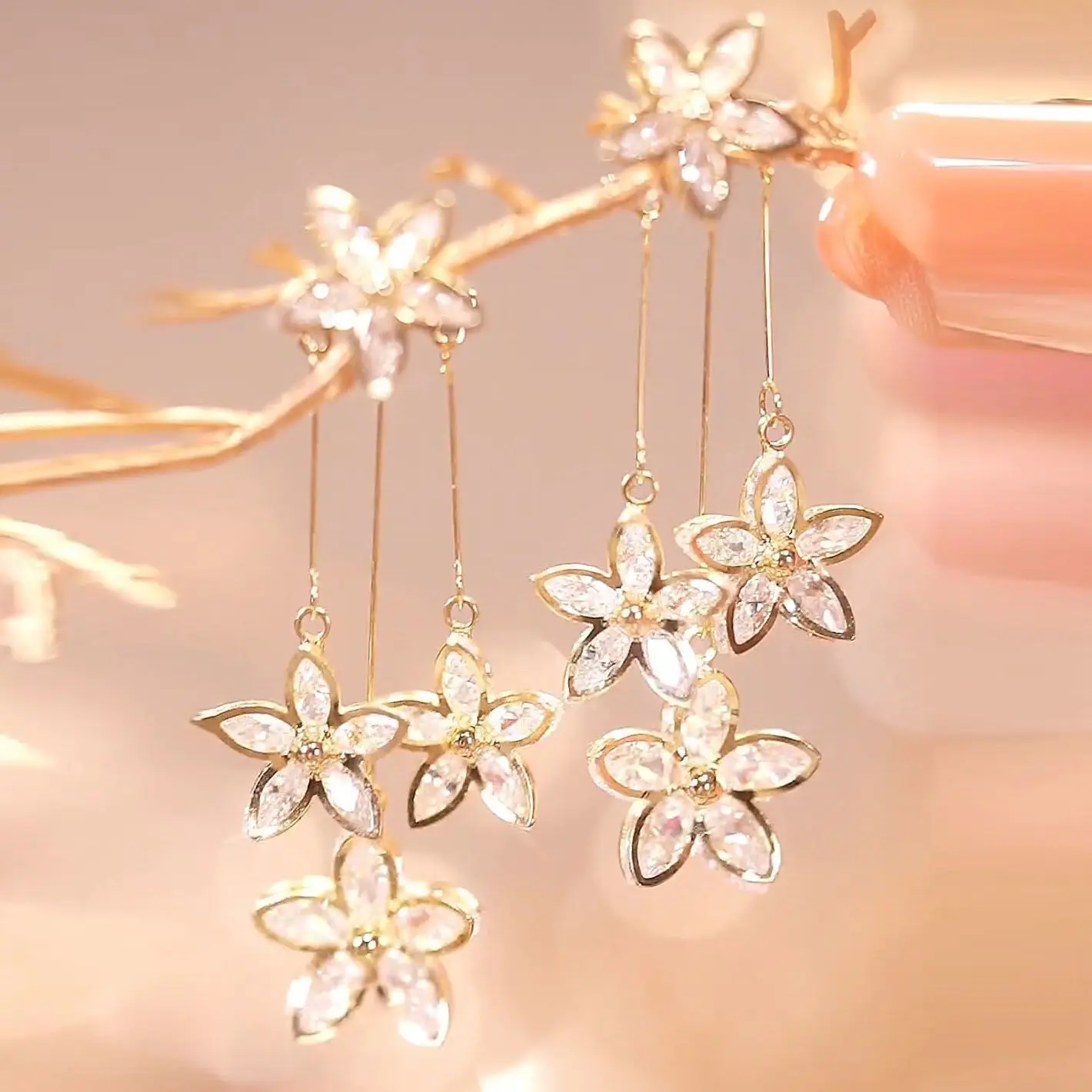 Temperament flower earrings earrings Korean style tassel pendant long personality cold and versatile earrings female