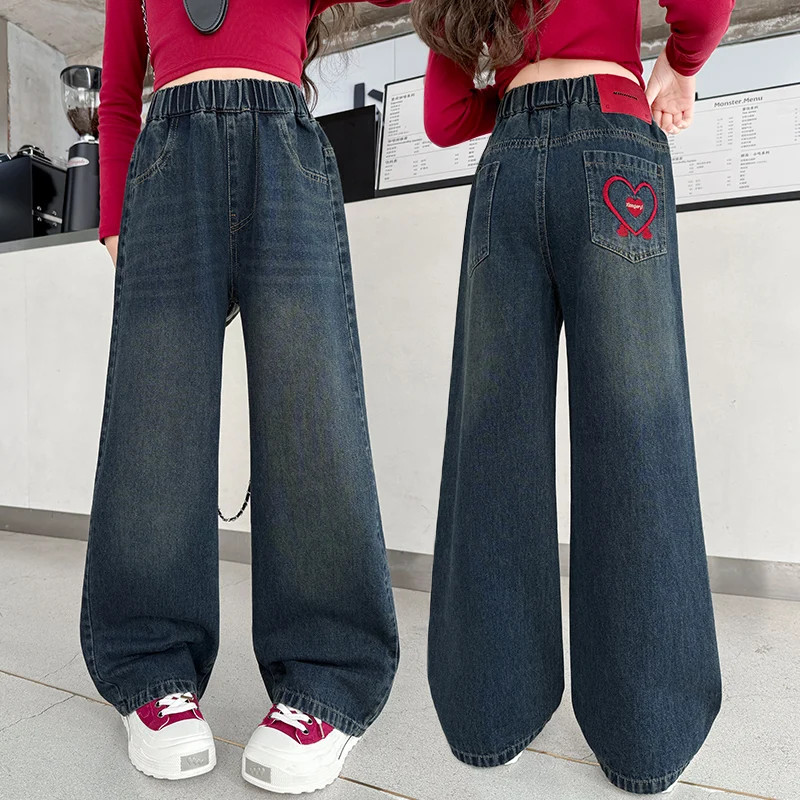 

Весенне-осенние детские свободные прямые джинсы с карманом в форме сердца для твинов, модные синие джинсовые брюки в стиле ретро для девочек, детские стильные брюки