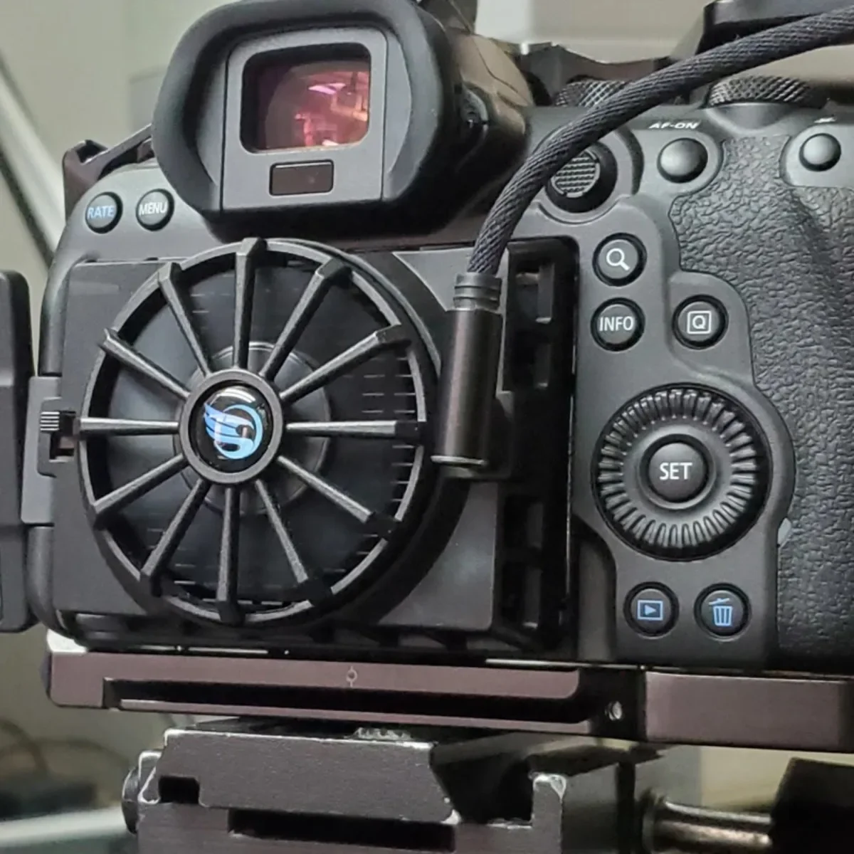 Camera Universal Cooling Fans Side Screen R5 R6 M50 850D RP 200D2 Reduce Heat Extend 4K Record Time Radiator A7M4 A7S3 A7C ZVE10