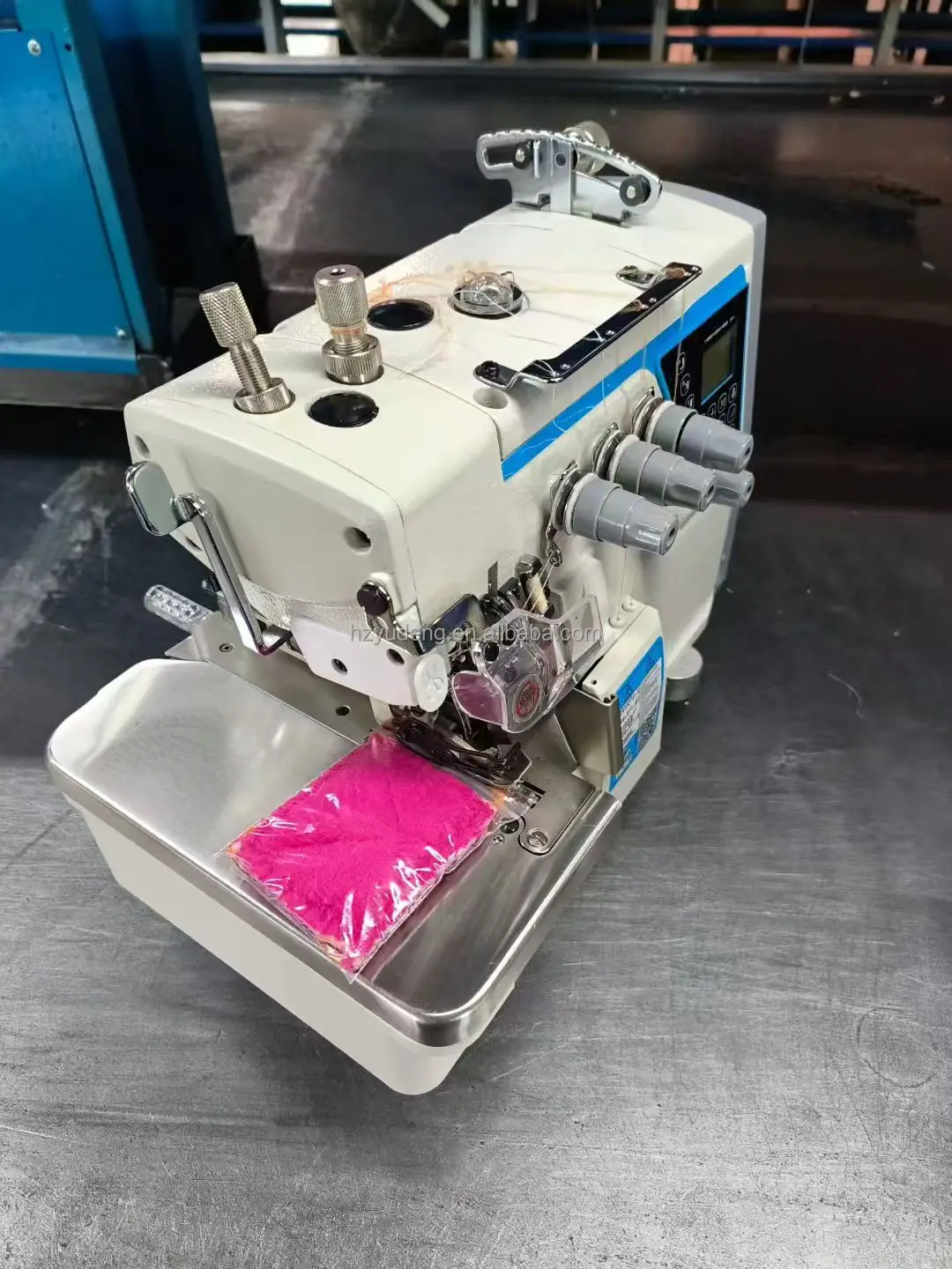 Ultra-high speed automatic lock industrial sewing machine automatic thread cutting machine flat manual household new walking