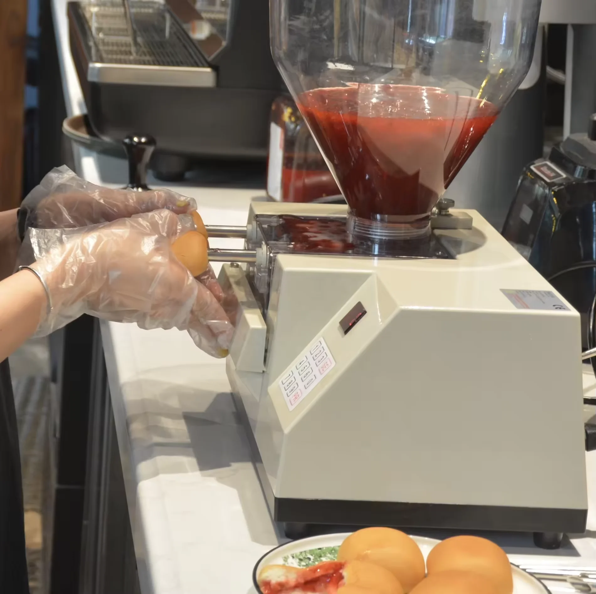 Pequeña máquina de inyección de llenado de crema y mermelada de escritorio, máquina de llenado de pan Puff Berliner, equipo comercial para rosquillas