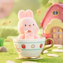 MOMO Bunny Strawberry Town Series Blind Box Toys Mystery Box Figurki akcji Caja Misteriosa Kawaii Rabbit Toys Jodła Dziewczyny