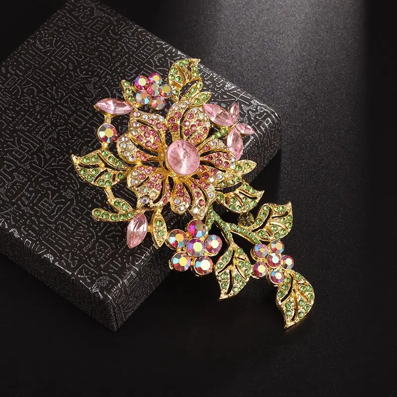 Luxury Sparkling Full Crystal Zirconia Big Flower Brooch Charm Ladies Party Banquet Dress Accessories Brooch Pin Jewelry Gift