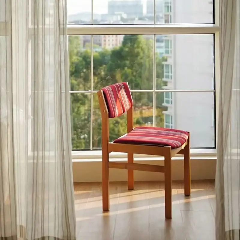 Nordic solid wood medieval  Phuket dining table and  designer homestay home single backrest