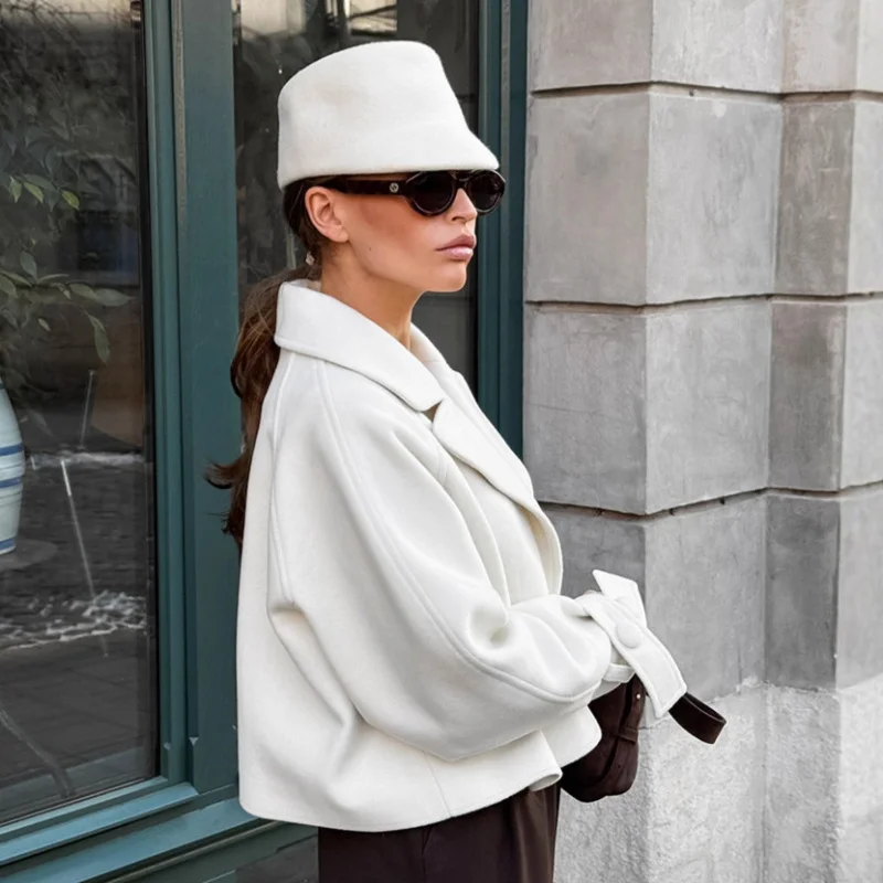 

Autumn Winter New Design Suit Collar Raglan Sleeve Short Woolen Coat Women