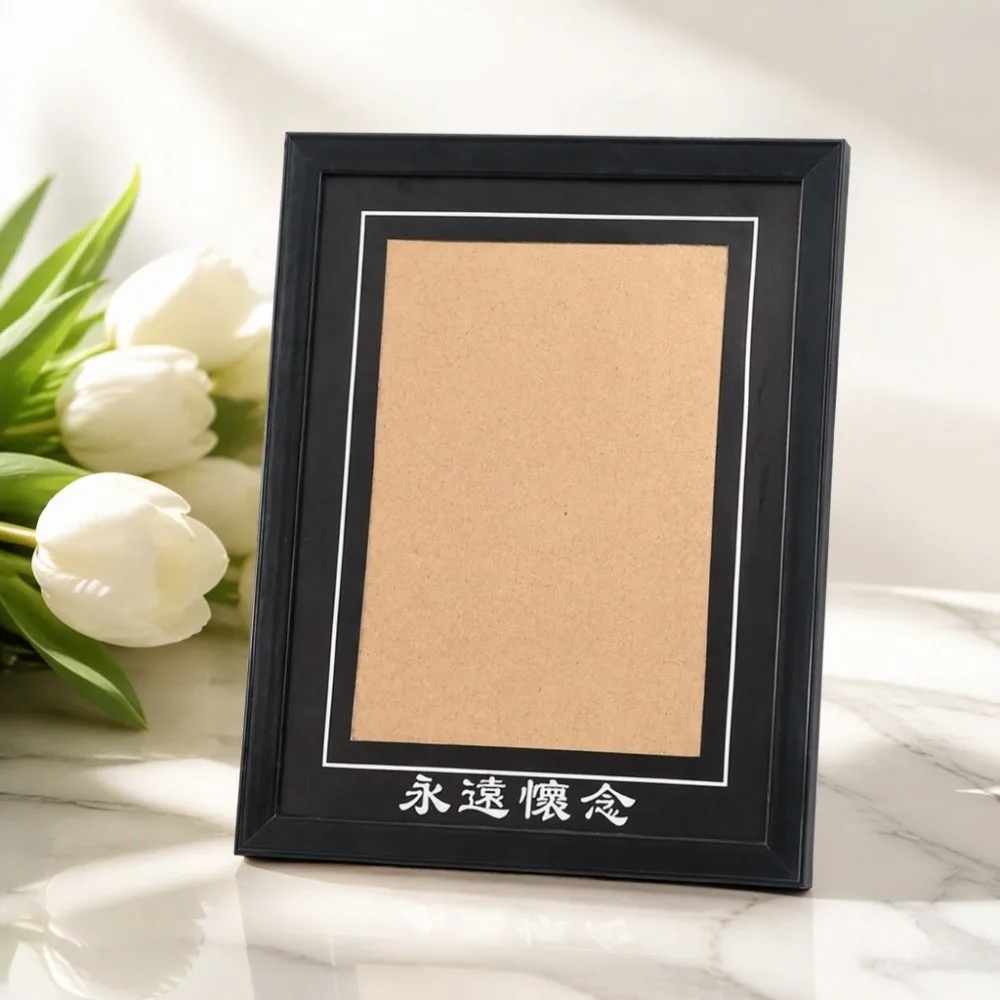 Durable Rectangular Memorial Photo Frame Deceased Classic Picture Storage Frame Vintage Wooden Photo Frame Wall Mounting